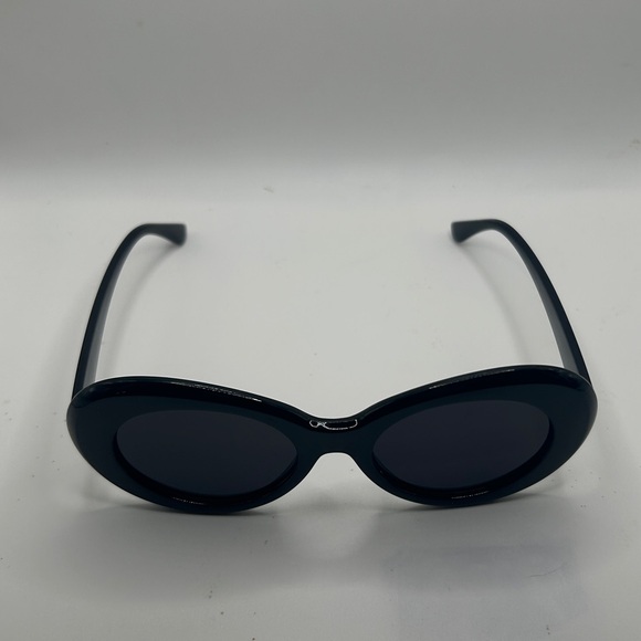 NEW Black Frame Sunglasses Black Lens 90s Grunge Y2K Style Kurt Cobain Vibes - Picture 3 of 6
